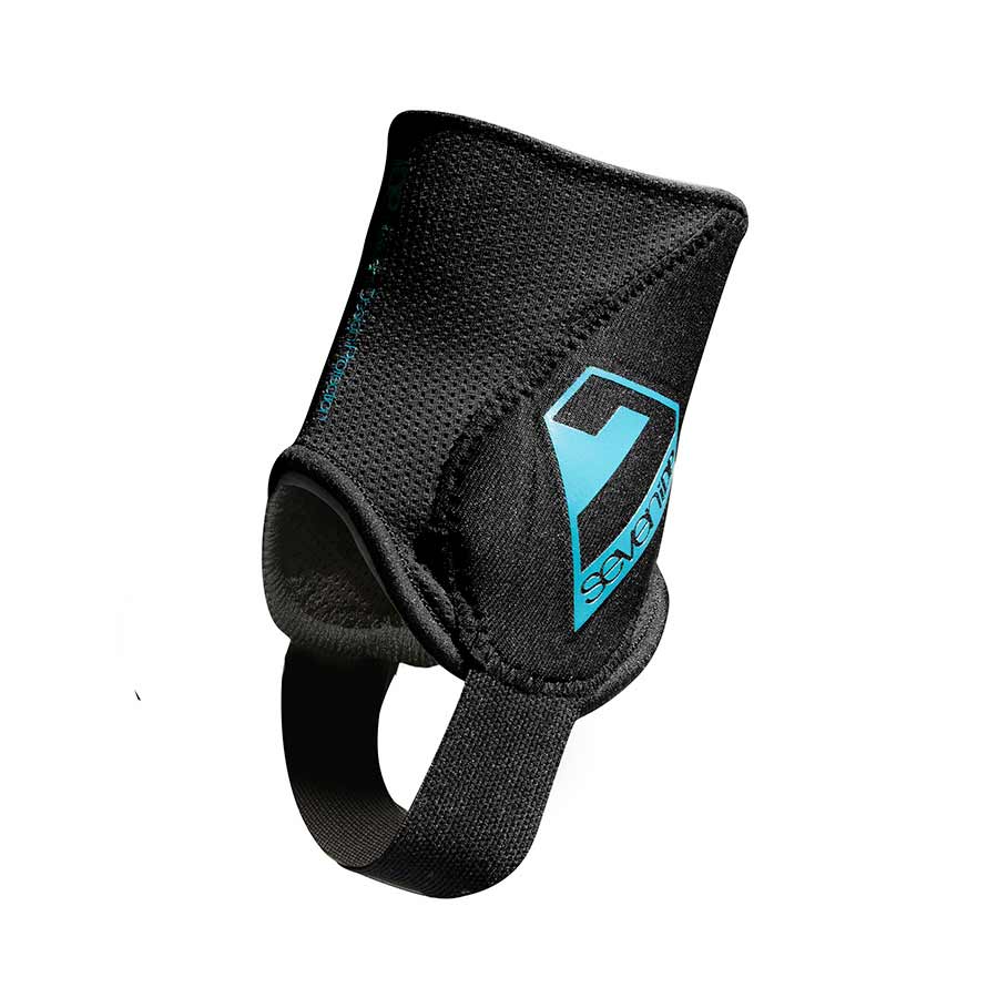 863034-SM-001::1::863034-SM-001::7iDP, Control, Protection de cheville, Noir, SM, Paire