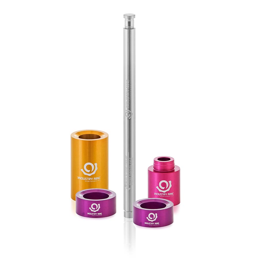902482-01::0::902482-01::Industry Nine, Trousse d'outils pour roulements Torch MTN 6B