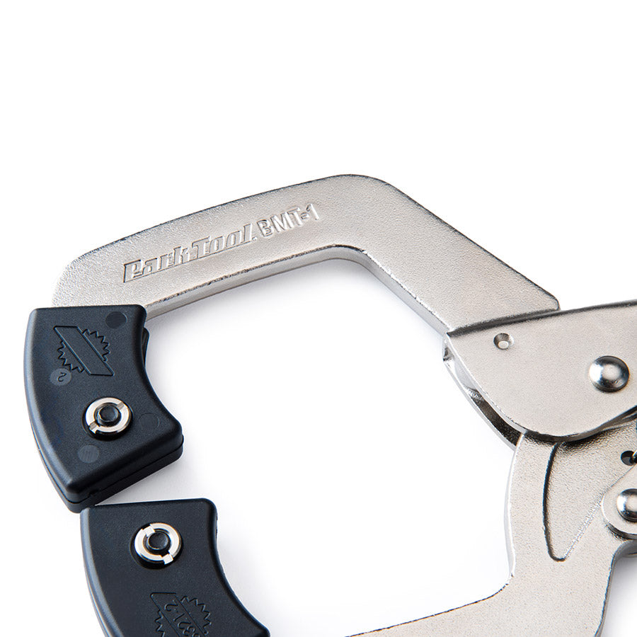 902891-01::14::902891-01::Park Tool, BMT-1, Tire Bead Breaker, Outil servant à décoller les tringles de pneus des jantes