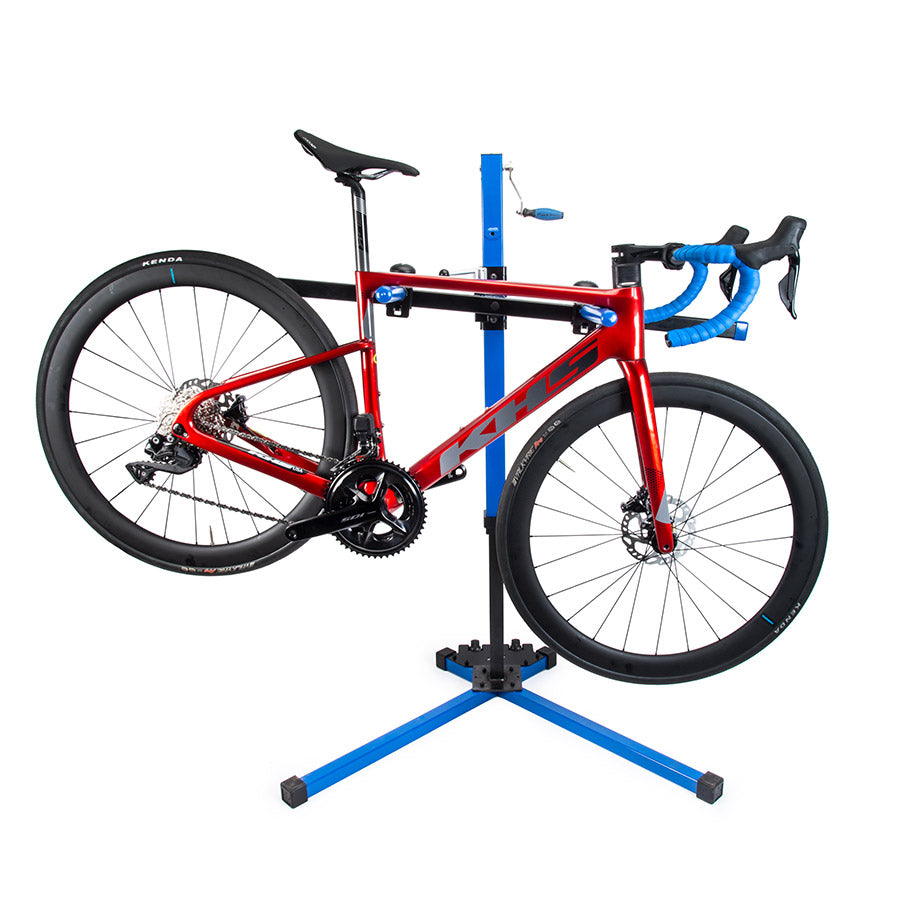 902939-01::10::902939-01::Park Tool, ASF-1, Support ajustable pour pied de réparation, Procure 2 points de support sur tout type de vélo