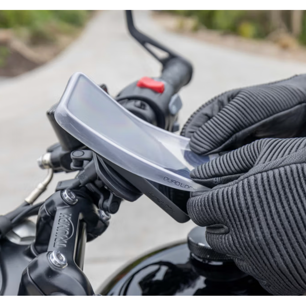 Quadlock iPhone Poncho