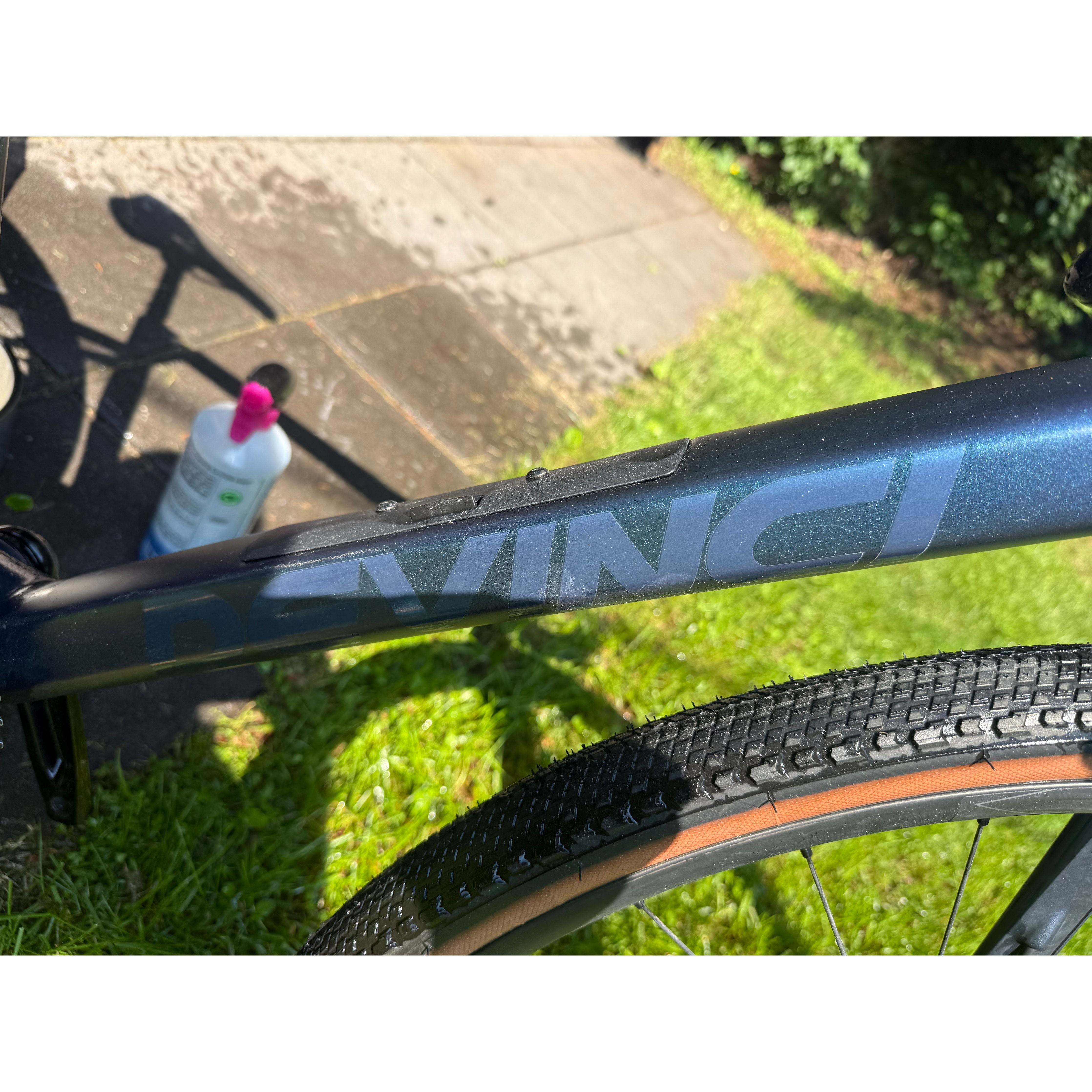 Devinci Hatchet Pro Rival AXS 2025