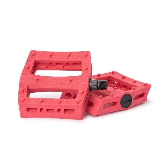 ME-PED4000RED::0::ME-PED4000RED::THEORY OUTSIDE PEDAL RED 