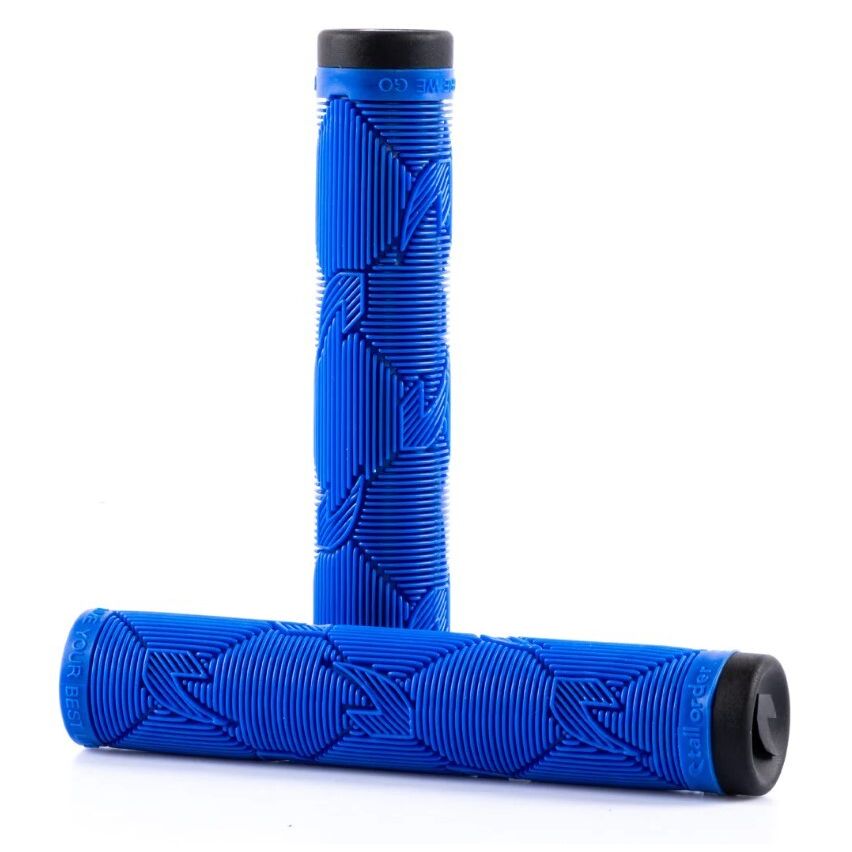 TO-GRTA001-BL1-0000::0::TO-GRTA001-BL1-0000::TALL ORDER CATCH POIGNEE BLEU