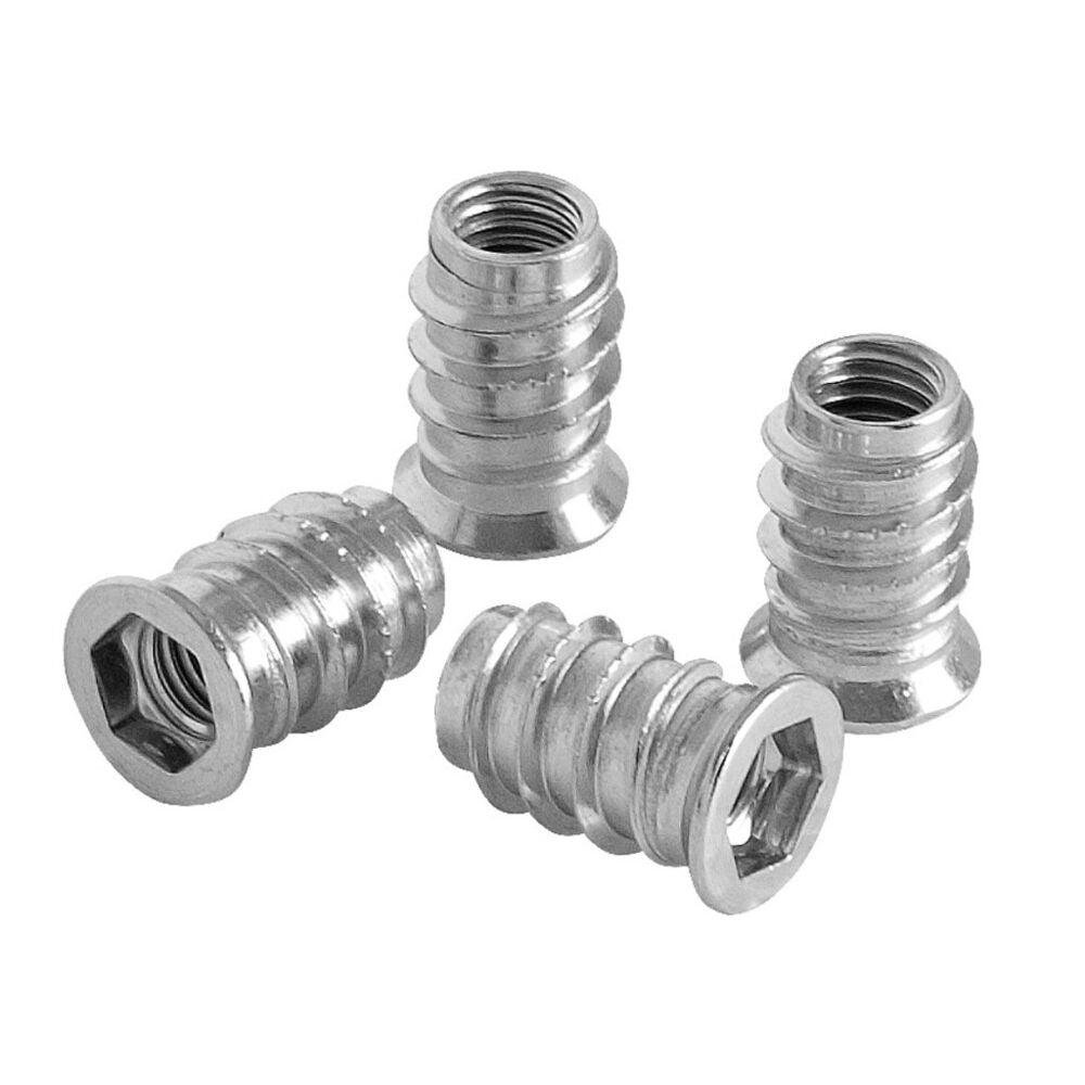 U-626419::0::U-626419::UNIOR JEU DE 4 ECROUS 