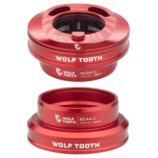 WO-EC44U-L-IR-RED::0::WO-EC44U-L-IR-RED::EC44 PREM. COMPLETE HDST ENVE IN-ROUTE ROUGE