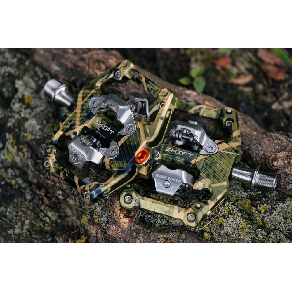 WO-SHIFT-CLPS-CAMO::0::WO-SHIFT-CLPS-CAMO::SHIFT DOWNHILL CLIPLESS PEDALE CAMO LTE