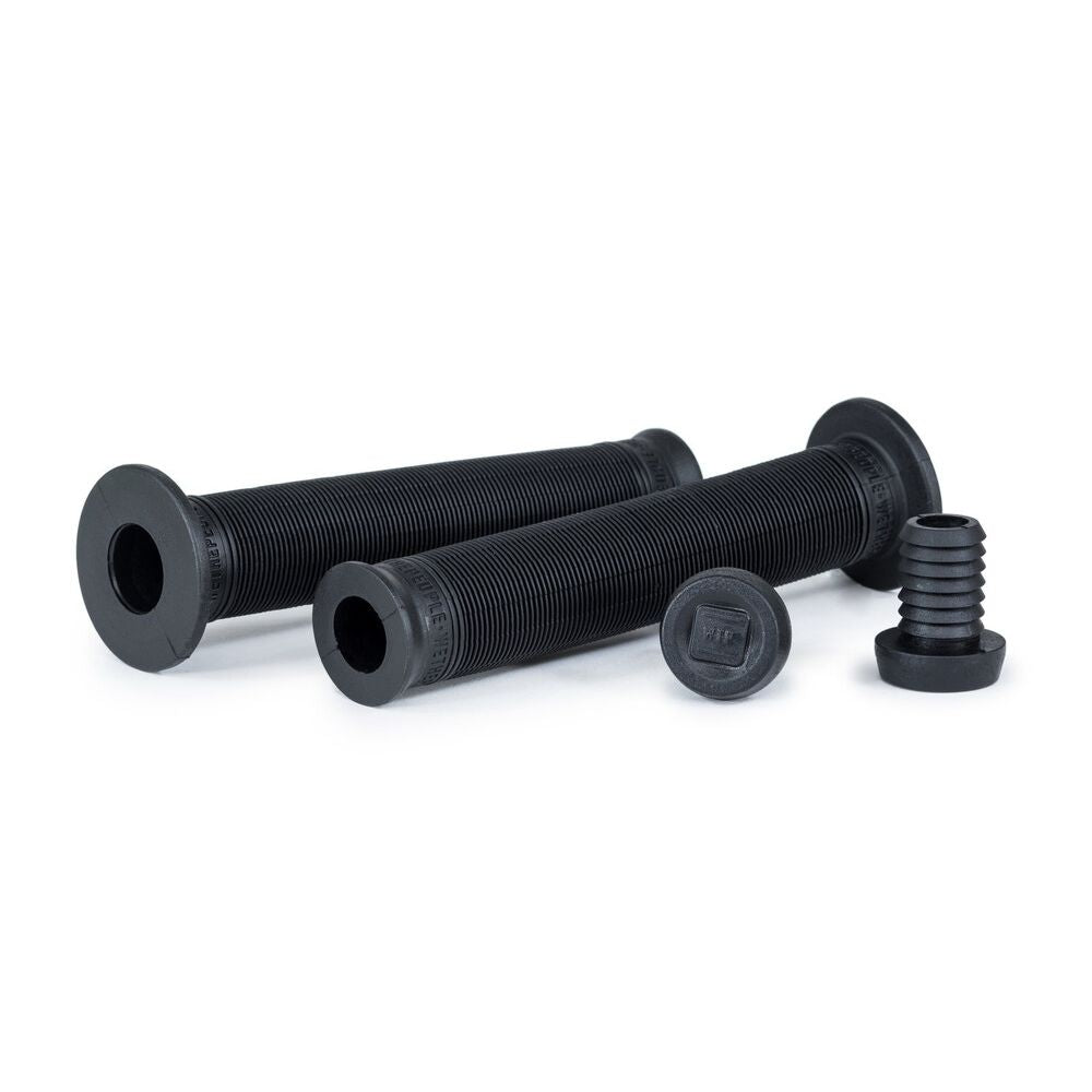 WT-19001010417::0::WT-19001010417::#WTP HILT XL GRIP FLANGELESS BLACK