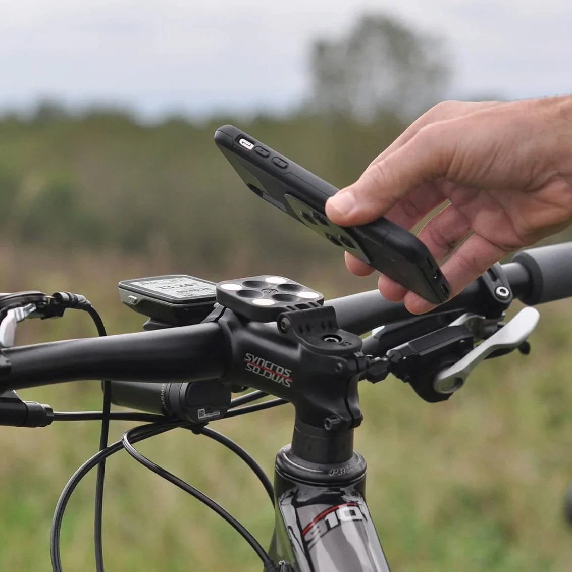 F3 Phone Mount