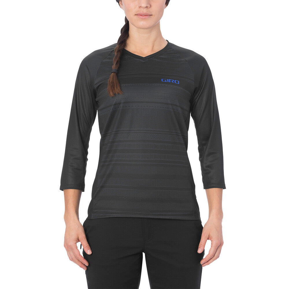 GA-7114907::0::GA-7114907::#W ROUST 3/4 JERSEY BLK LINES L