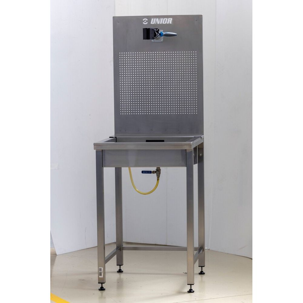 U-629350::0::U-629350::EVIER POUR SERVICE DE SUSPENSION