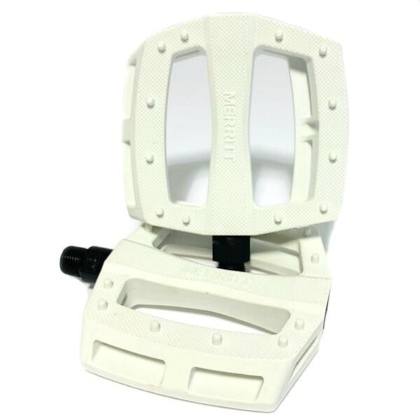 ME-106020ZZ::0::ME-106020ZZ::MERRITT P1 PEDAL WHITE 