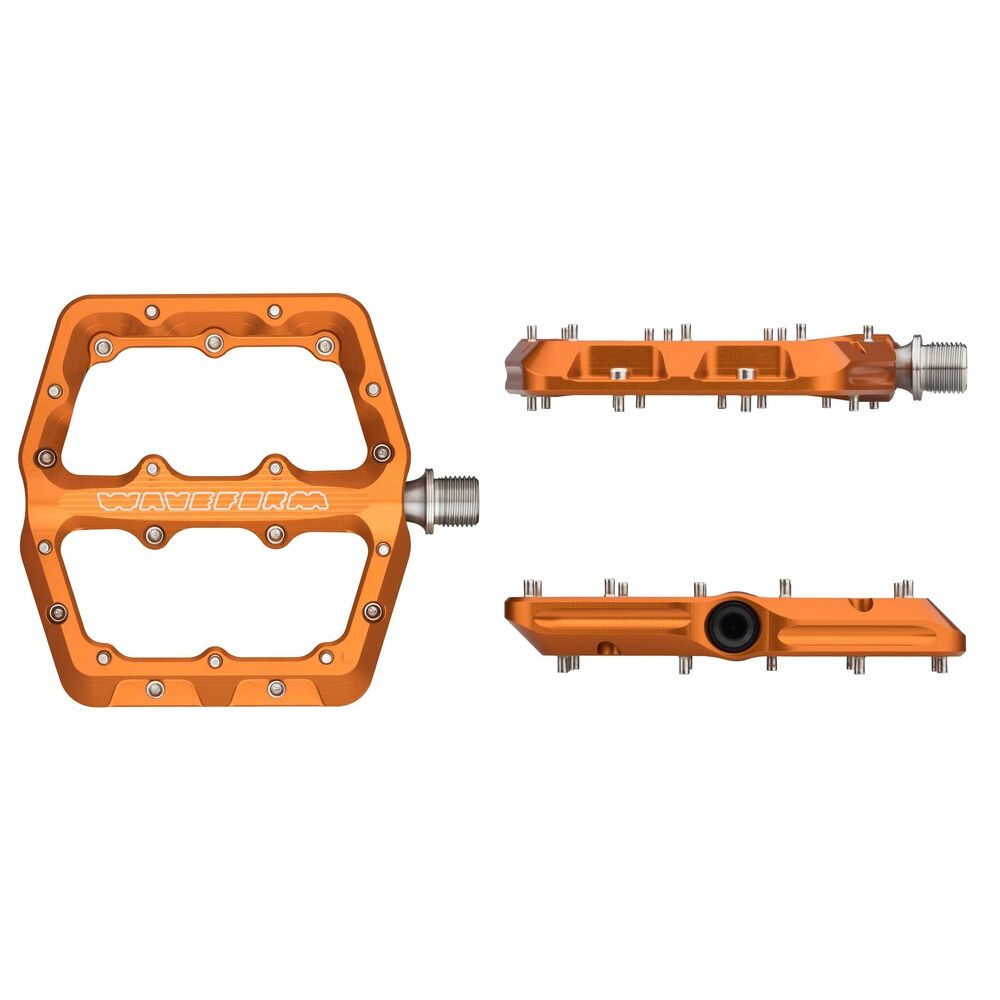 WO-PDL-WF-SM-ORG::0::WO-PDL-WF-SM-ORG::PÉDALE WOLF TOOTH WAVEFORM PETIT ORANGE