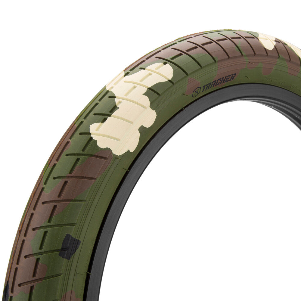 MI-MN6710CAM::0::MI-MN6710CAM::TRACKER PNEU 20X2.4IN WOODLAND CAMO